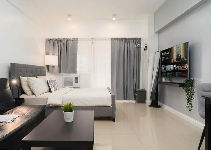 Charming Greenbelt With Balcony & Pool Access