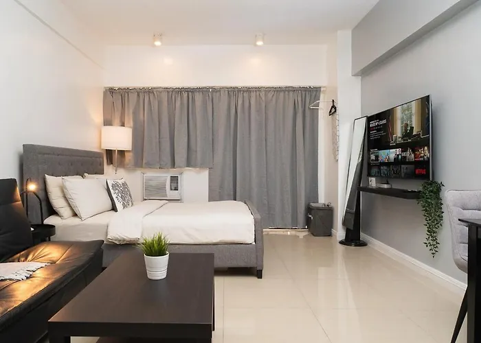 Charming Greenbelt With Balcony & Pool Access *
